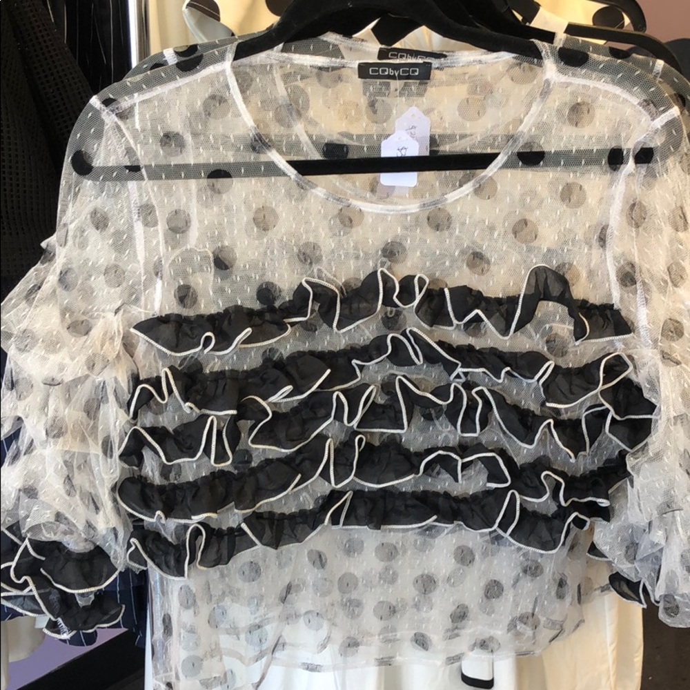 Black and White Polka Dot Ruffle Top